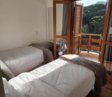 Capivari Apartment | Apartamento no próximo ao centro turístico dr Campos do Jordão