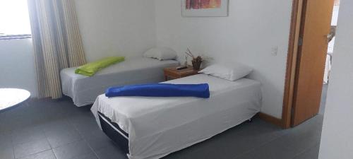 Ponta Negra Apartment | Apartamento no tropical executive hotel com varanda, 1 cama de casal e 2 camas de solteiro