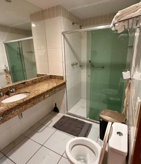 Ponta Negra Apartment | Apartamento no tropical executive hotel com varanda, 1 cama de casal e 2 camas de solteiro