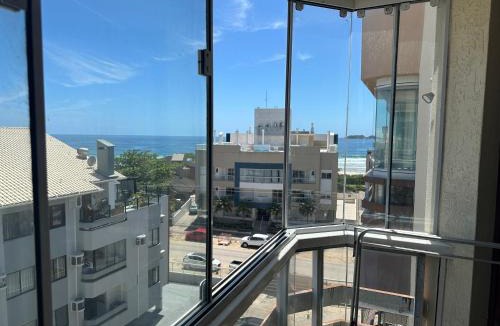 Ingleses Norte Apartment | Apartamento para 4 pessoas a 50m da Praia dos Ingleses com Vista para o MAR