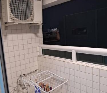 Guilhermina Apartment | Apartamento perto da praia com ar condicionado
