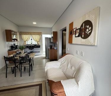 Sorriso Apartment | Apartamento totalmente mobiliado e próximo às principais avenidas da cidade