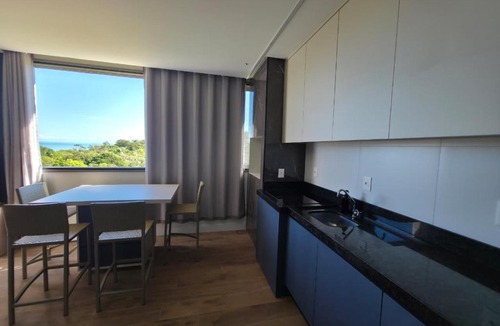Ze Amandio Apartment | Apartamento Vista Mar, com Piscina Aquecida e Jacuzzi