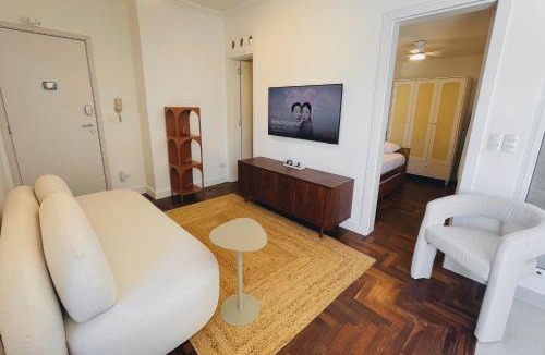 Campina do Siqueira Apartment | Apartamentos de 1 e 2 quartos com garagem próximo ao Parque Barigui Domo Hospedagem