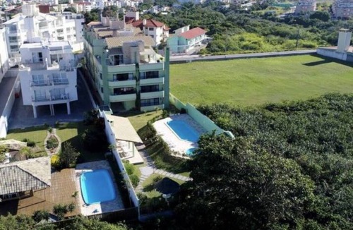 Ingleses Centro Apartment | Apartment 30 meters from the sea with exclusive beach access.