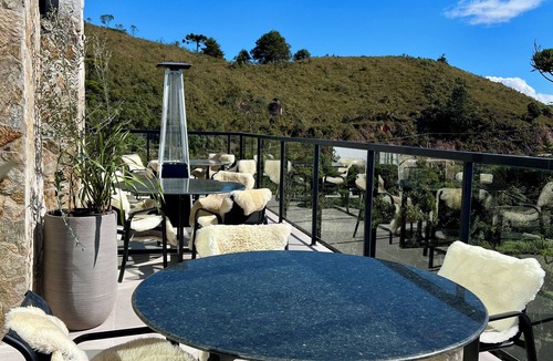 Jardim Europa Apartment | Apartment at Gran Paradiso Resort Campos do Jordão