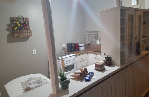 Vila Suica Apartment | Apartment with heating and heated pool near the city center!