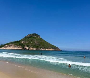 Recreio dos Bandeirantes Apartment | Apartment with pool and 3 minutes from Recreio beach
