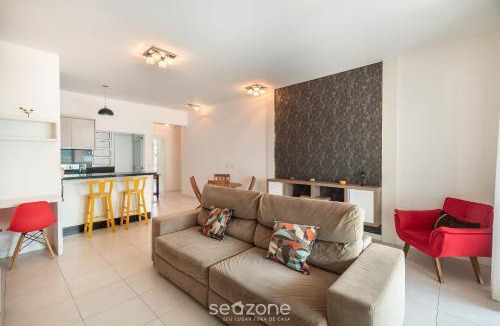 Santinho House | Apartments in Condo with Pool and Beachfront | Floripa - ASR