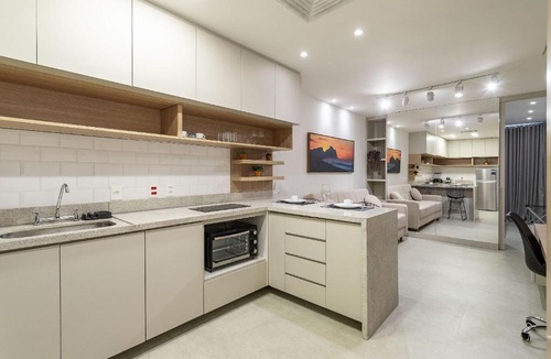 Laranjeiras Apartment | Apê with pool and gym: Metro 350m