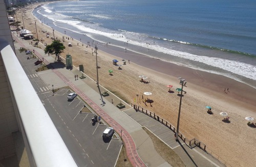 Guarapari Apartment | apt Beira Mar. Luxury, C / 3 bedrooms C / 1suites C / AR, C / 2gar. Balcony w / total vist