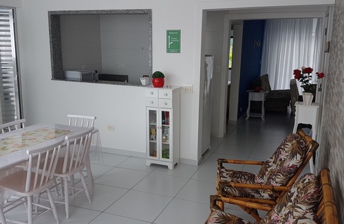 Enseada Apartment | Apt. comfortable, well located 100mts from Enseada-Guarujá Beach