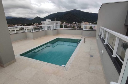 Downtown Ubatuba Apartment | Apt penthouse 2 Garage AR wi-fi pool 6hosp 2ban 1 suite
