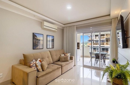 Quatro Ilhas Apartment | Apt Sea View w/BBQ in Bombinhas ARN0104