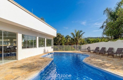 Quatro Ilhas Apartment | Apt Sea View w/BBQ in Bombinhas ARN0104