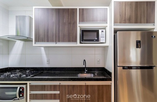 Quatro Ilhas Apartment | Apt Sea View w/BBQ in Bombinhas Arn0104