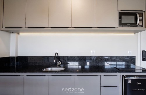 Saco Grande Apartment | Apt. w/AC in Trindade, Floripa Tst001