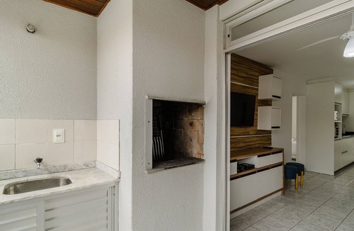 Ingleses Centro Apartment | Apt W/balcony 100m From Beach - Ingleses Eab203