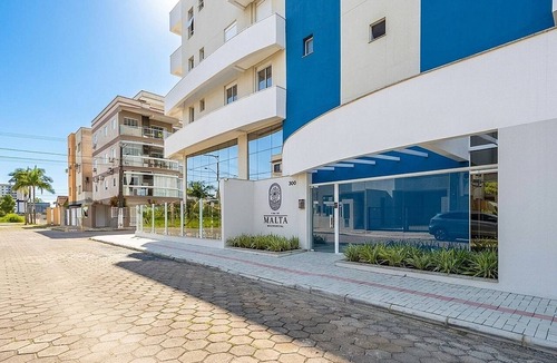 Itacolomi Apartment | Apt w/Balcony & BBQ 350m From the Sea Eim0301