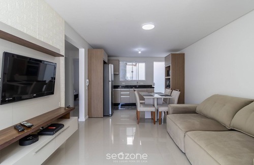 Nacoes Apartment | Apt w Balcony in a Privileg Location in BC Bfh0101