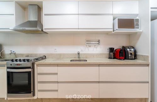 Ingleses Norte Apartment | Apt w/BBQ Grill only 400m from the Beach MDR0104