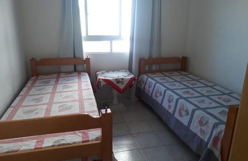 Ingleses Sul Apartment | Apto 5 pessoas a 30m do mar 026