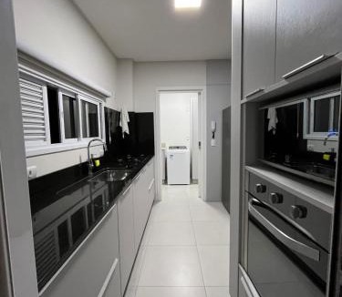 Centro Apartment | Apto a 200mts do mar Meia Praia - Itapema