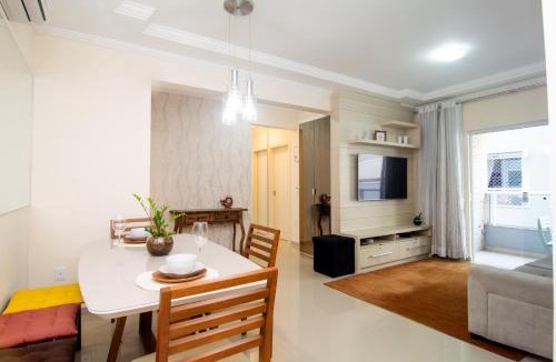 Ingleses Centro Apartment | Apto a 240m do Oceania Park nos Ingleses NX5350