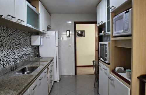 Algodoal Apartment | Apto. Amplo, à 200 mts da Bela Praia do Forte e 2 Vagas de Garagem
