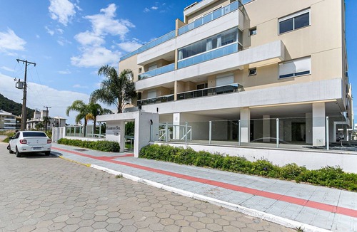 Ingleses Norte Apartment | Apto C/churraq a 400m da Praia nos Ingleses Mdr102