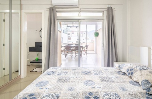 Centro Apartment | Apto c churrasq e ótima localização em Itapema/SC