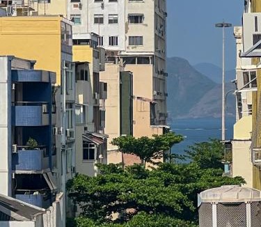 Catete Apartment | Apto Central! Metrô e Garagem!