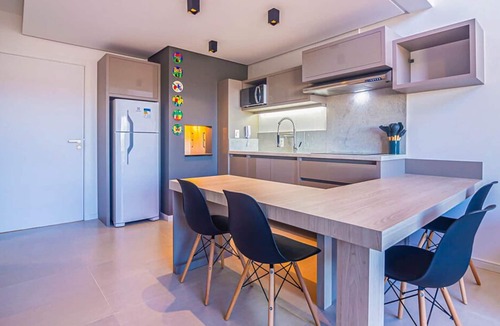 Azenha Apartment | Apto com ótima localização em Azenha-Porto Alegre