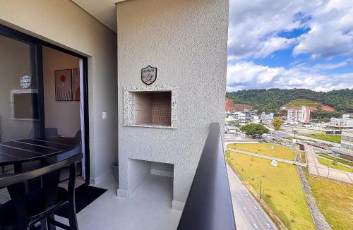 Santa Terezinha Apartment | Apto com 1 quarto e sacada com churrasqueira