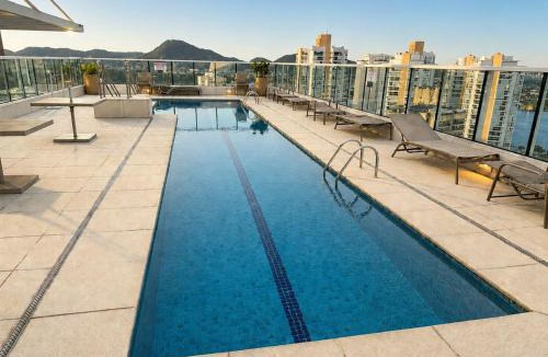 Ponta da Praia Apartment | Apto Com Piscina e Hidro a 500m da Ponta da Praia