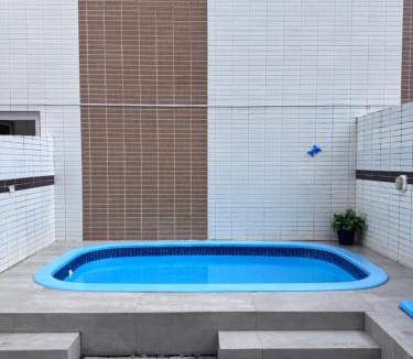 Gramame Apartment | Apto Completo 2 Quartos, Piscina, Garagem e Ar-condicionado - Até 5 Pessoas