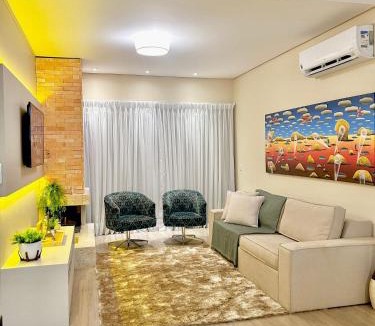 Carniel Apartment | Apto Encantador com Lareira, piscina e jacuzzi