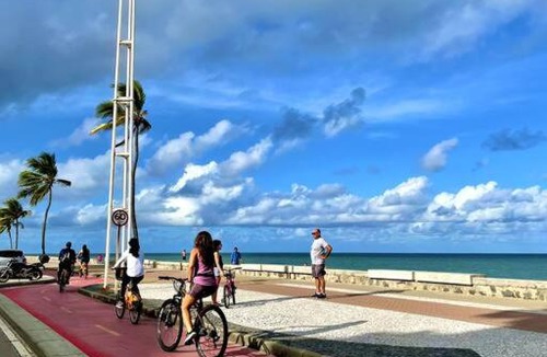 Boa Viagem Apartment | Apto espaçoso, confortável e a 150 metros da praia