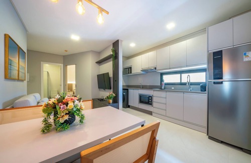 Bombas Apartment | APTO flat em condomínio com piscina A