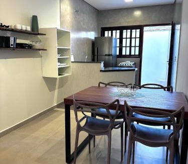 Downtown Ubatuba Apartment | Apto Funcional próximo a Orla do Centro HS1
