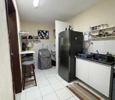 Pouso Alegre Buraquinho Bed & Breakfast | Apto INTEIRO em Vilas do Atlântico, a 50m da praia