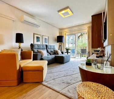 Gramado Apartment | Apto LINDO com lareira, piscina aquecida e jacuzzi