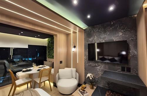 Vila Pompeia Apartment | Apto luxo com piscina incrível e academia (1304A)