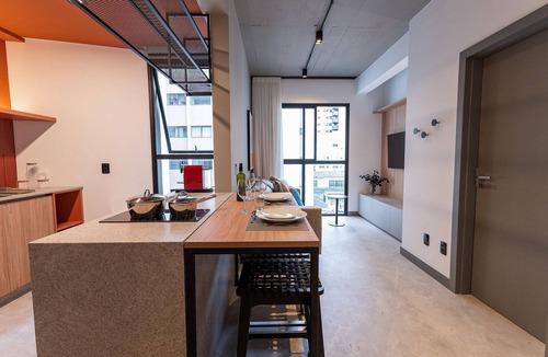 Centro Apartment | Apto Luxo com varanda 53m² - Completo e aconchegante