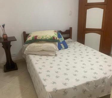 Guriri Apartment | Apto no centro comercial de guriri, 2 garagens andar térreo