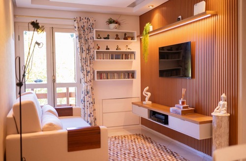 Capivari Apartment | Apto no Coração do Capivari e Perto de Tudo!