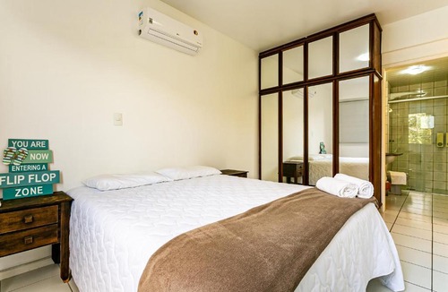 Jurere Apartment | Apto para 4 pessoas em Jurerê internacional SBS111