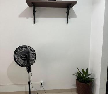 Nova Mutum Apartment | Apto próx Hospital Regional até 6 pessoas com garagem e wifi