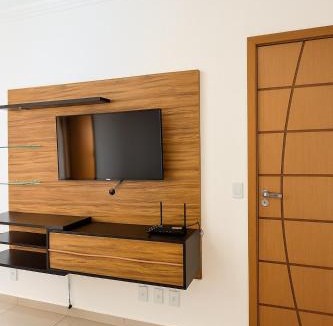 Santa Monica Apartment | Apto prox Madrecor, Ufu, Parque Sabia c Ar condicionado, Garagem