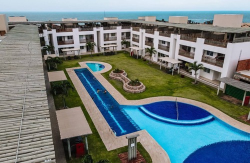 Canoa Quebrada Apartment | Apto térreo com varanda para piscina